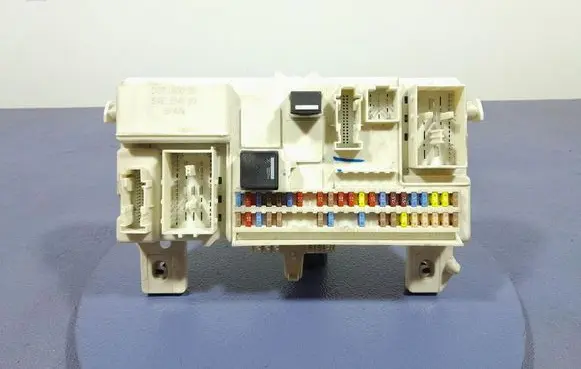 Volvo V50 Fuse box set 31296881