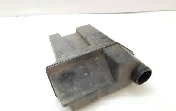 Rover 200 XV Intake resonator 