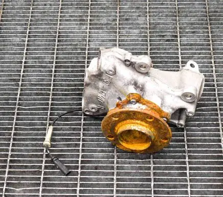 BMW 3 F30 F35 F31 Front wheel hub 6792288