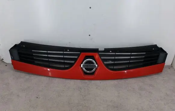 Nissan Interstar Front grill 8200426365