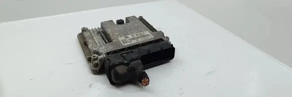 Volkswagen Jetta V Engine control unit/module 06F906056FF