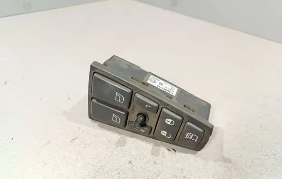 Volvo S40, V40 Electric window control switch 21354601 10110587 9002637
