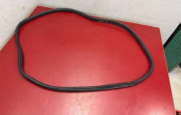 BMW X1 U11 Rear door rubber seal (on body) 9451508 51729451508