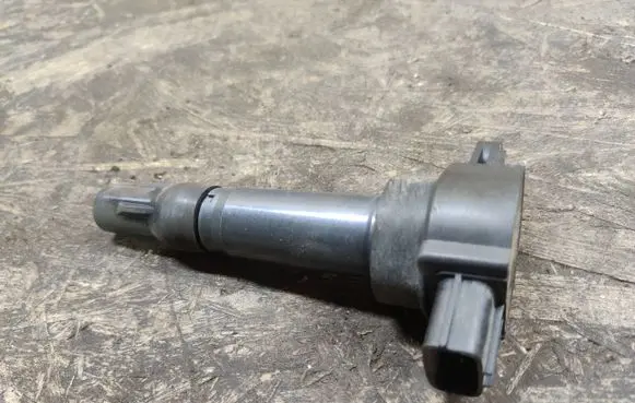 Mitsubishi Colt High voltage ignition coil MN195616