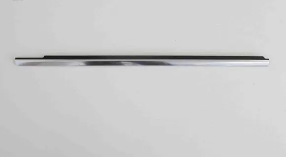 Mercedes-Benz CLC CL203 Door glass trim A212725040665
