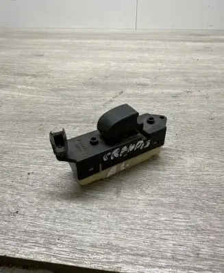 Mitsubishi Grandis Electric window control switch 514933