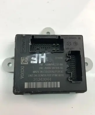 Volvo V40 Door control unit/module 31343044