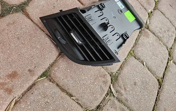 Opel Zafira C Dashboard side air vent grill/cover trim 13432403