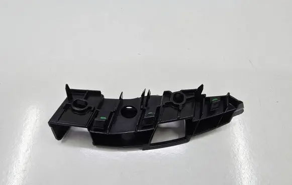 Volkswagen Beetle A5 Front bumper mounting bracket 5C5807184