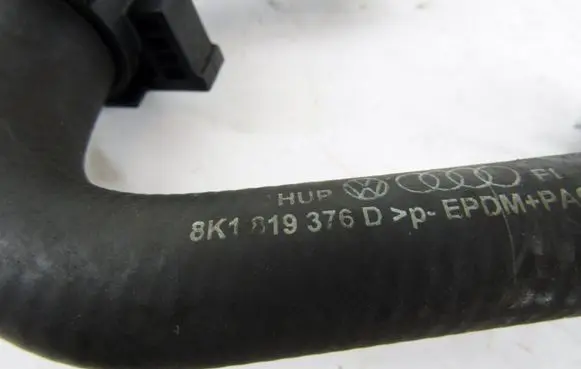 Audi A4 S4 B8 8K Engine coolant pipe/hose 8K1819376D