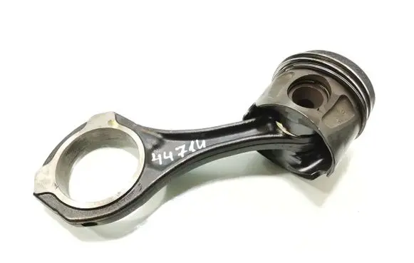 Jeep Grand Cherokee (WK) Piston with connecting rod 