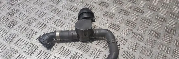 Volvo S60 Engine coolant pipe/hose 31338891