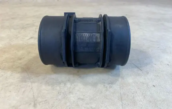 Mercedes-Benz G W461 W463 1st Gen Mass air flow meter A0000941748