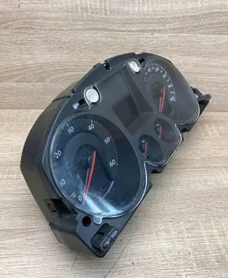 Volkswagen PASSAT B6 Speedometer (instrument cluster) 3C0920960A