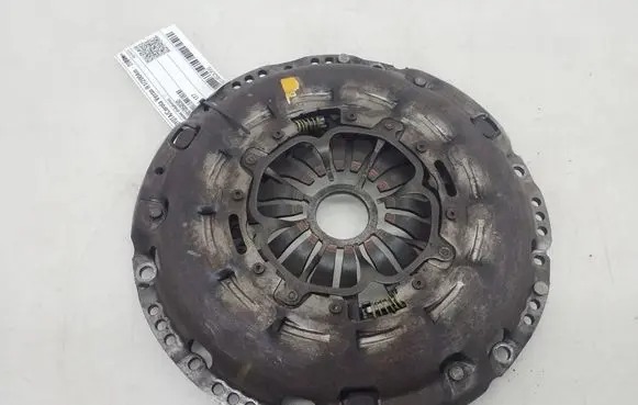 Toyota Corolla Verso AR10 Pressure plate 3100105030