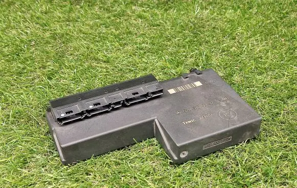 Mercedes-Benz E W210 Comfort/convenience module 0225455332