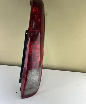 Nissan X-Trail T30 Rear/tail lights