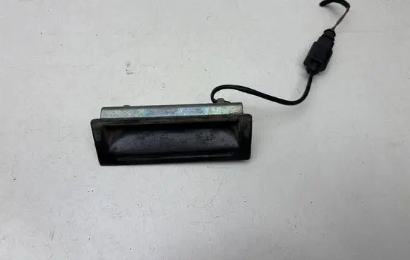 Volkswagen Golf IV Tailgate/trunk/boot exterior handle 1J0827566F 1J0827566G