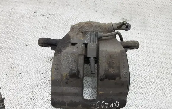 Mercedes-Benz C W203 Front brake caliper