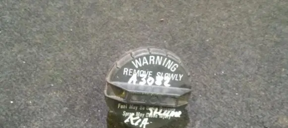 KIA Shuma Fuel tank filler cap 