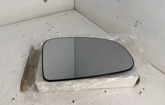 Toyota Prius (XW30) Wing mirror glass SR1400 8169554E