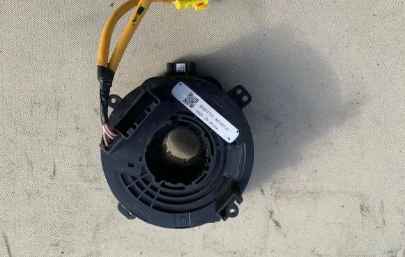 Opel Insignia A Indicator relay 20817721 82V0013H