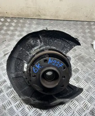 BMW X5 E70 Rear wheel hub spindle/knuckle 