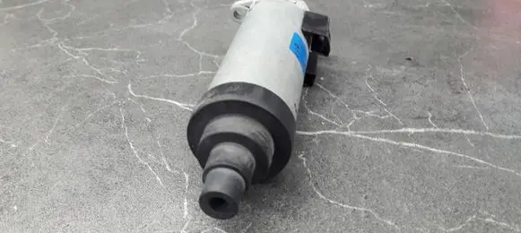 BMW 5 E60 E61 Seat adjustment motor 0130002613