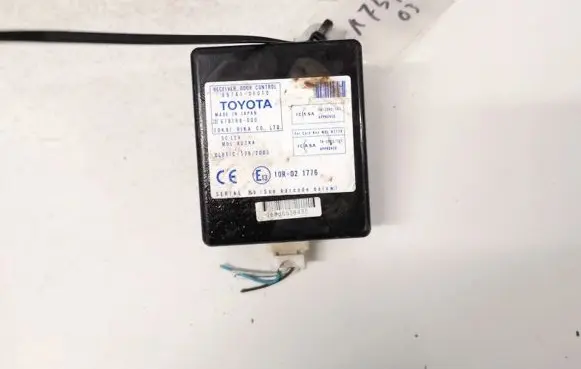 Toyota Corolla Verso AR10 Door control unit/module 897410f010 89741-0f010