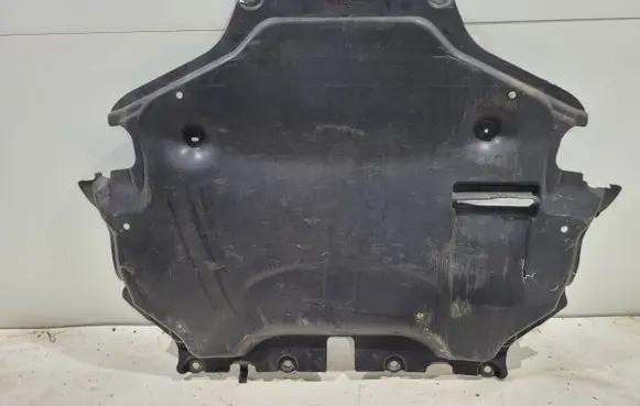 Mercedes-Benz GLK (X204) Engine splash shield/under tray A2125202523