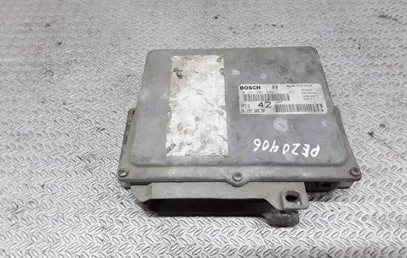 Peugeot 406 Engine control unit/module 9629766680 0261204695