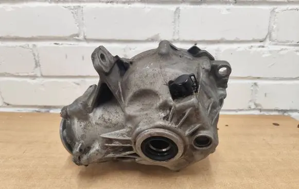 Mercedes-Benz S W221 Front differential 2213301402 A2213350208 3001040493