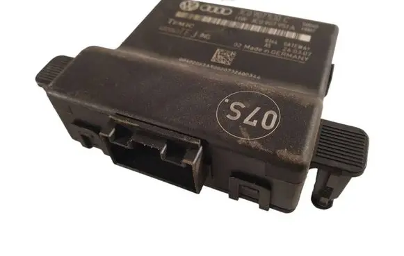Volkswagen PASSAT B6 Gateway control module 3C0907530C