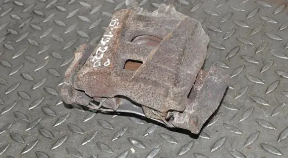 Volkswagen Tiguan Front brake caliper