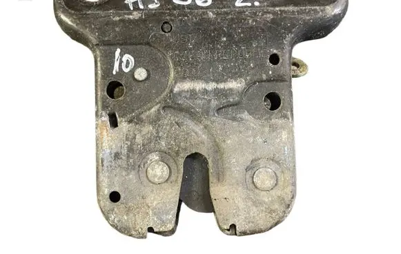 Audi A3 S3 A3 Sportback 8P Tailgate/trunk/boot lock/catch/latch 8P3827505