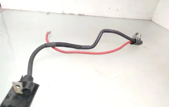 Volkswagen PASSAT B6 Positive cable (battery) 1k0971228l