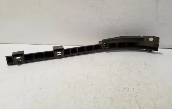 Volkswagen PASSAT B4 Front bumper mounting bracket 3A0807184A