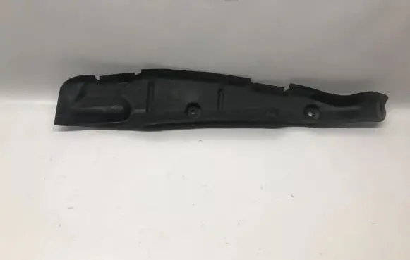 Audi A4 S4 B9 8W Fender end trim 8W0821112