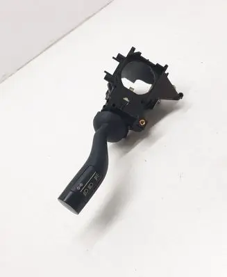 Volkswagen Touareg I Indicator stalk 3D0953513