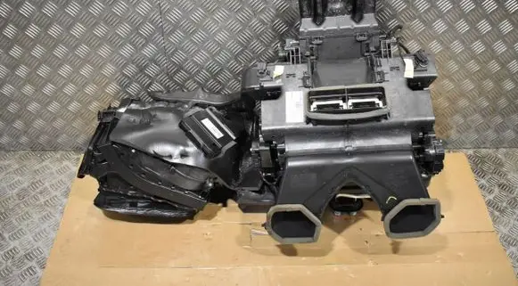 Porsche Cayenne (9Y0 9Y3) Heater blower radiator 4M1820001AF55