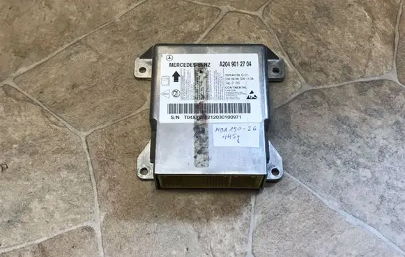 Mercedes-Benz C W204 Airbag control unit/module A2049012704