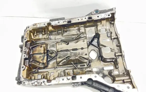 Mercedes-Benz E W212 Oil sump A6510141602
