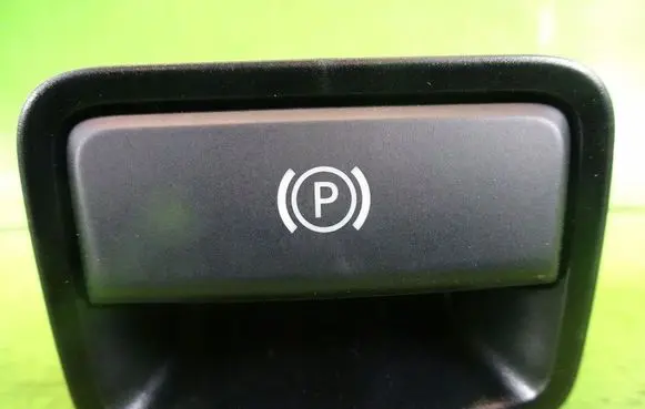 Infiniti Q30 Hand parking brake switch A2469050451