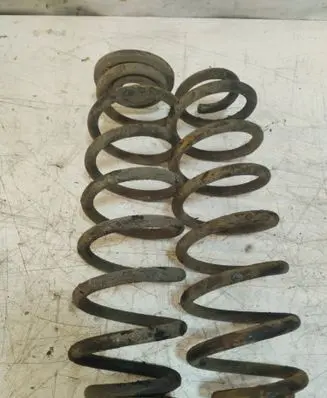 Volkswagen Golf VI Rear coil spring