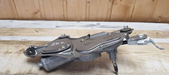 Toyota Prius (NHW20) Rear window wiper motor 8513047010 2596000351