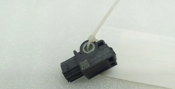 KIA Sportage Airbag deployment crash/impact sensor 95920B4000