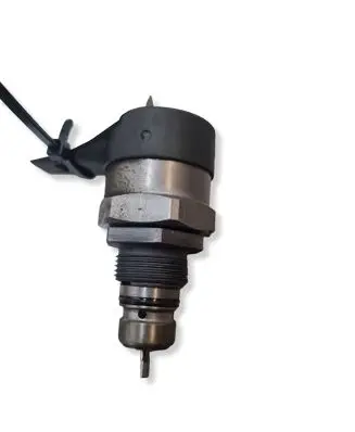 BMW X3 E83 Fuel pressure sensor 0281002738 515110610 2901529