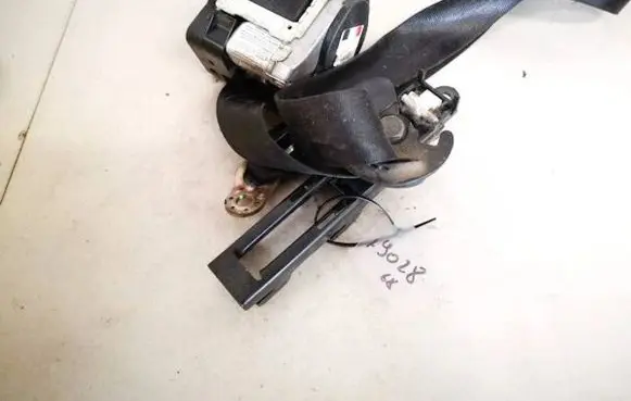 Skoda Superb B5 (3U) Front seatbelt 3b1857705d