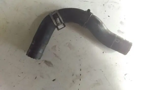 Toyota Avensis T250 Engine coolant pipe/hose