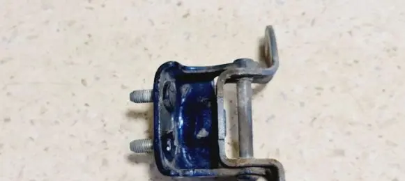 Toyota Yaris Rear door upper hinge
